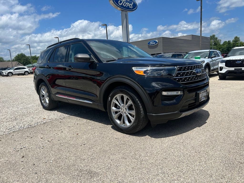 2021 Ford Explorer XLT in Agate Black Metallic — front three-quarter view