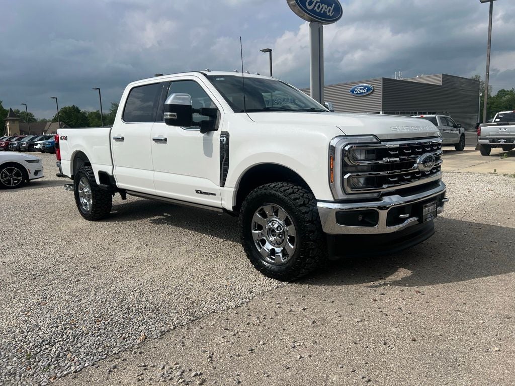 2024 Ford F-250 Lariat in Star White Metallic Tri-Coat — front three-quarter view