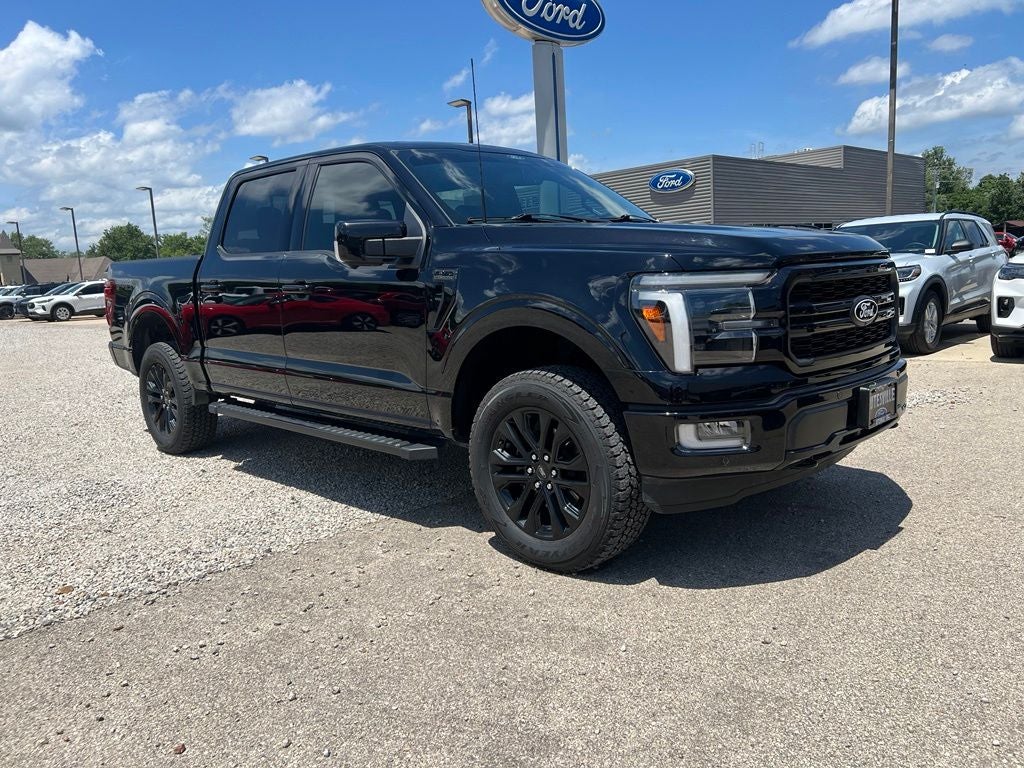 2024 Ford F-150 Lariat in Black Metallic — front three-quarter view